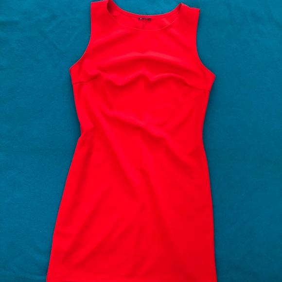 Dresses & Skirts - Red Bodycon Dress. Size Large.